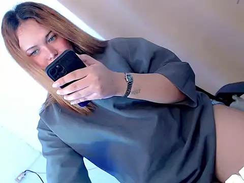 Show modela Sweet_angelinax na web-kameri