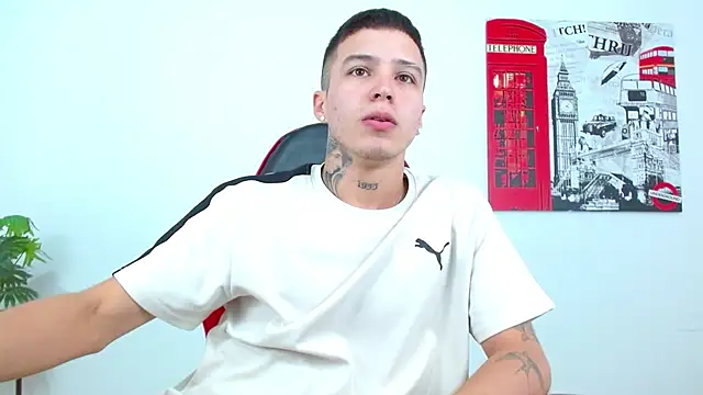 Cumandres18 Pertunjukan Webcam