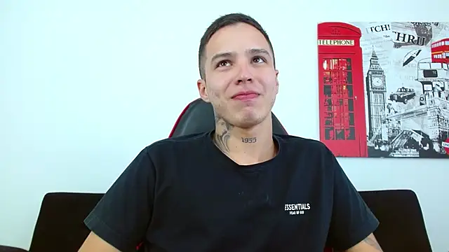 Show de webcam de Cumandres18