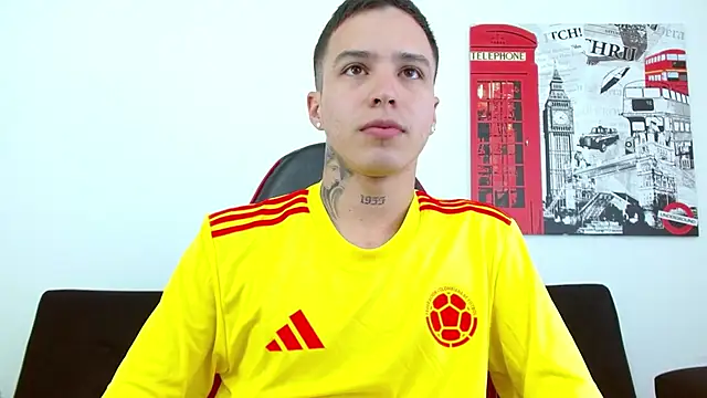 عرض كام Cumandres18