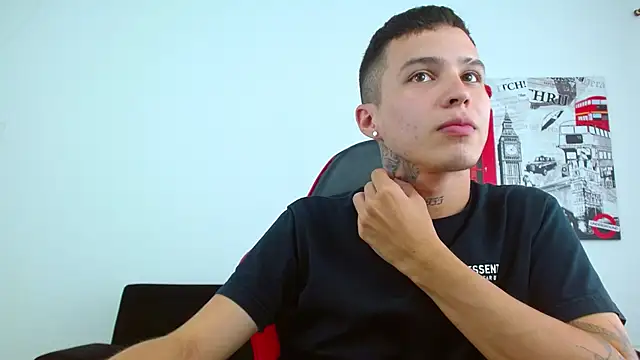 Cumandres18: вебкам-шоу