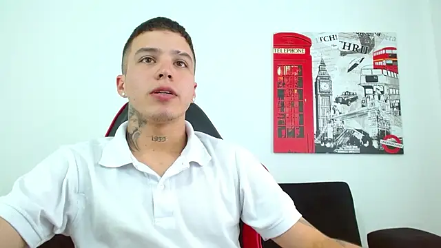 Cumandres18 Show in webcam