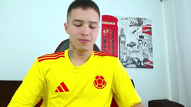 Cumandres18 Webcam show