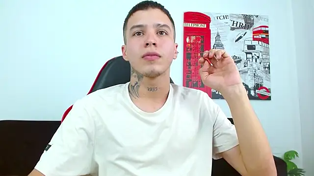 Cumandres18 Pertunjukan Webcam