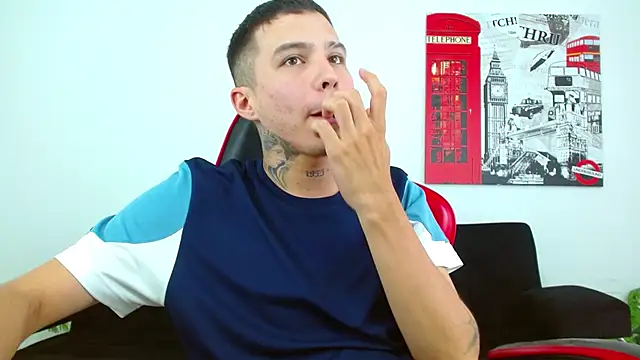 Cumandres18 Webcam show