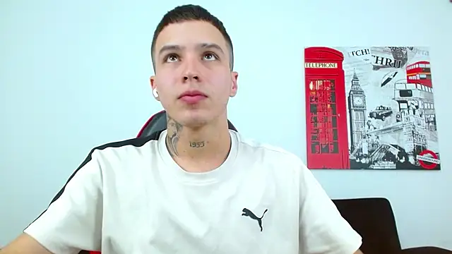 Cumandres18 Pertunjukan Webcam