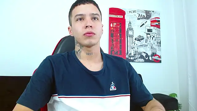 Cumandres18 Pertunjukan Webcam