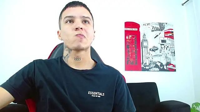 Cumandres18 webcam show