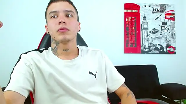 Cumandres18 Pertunjukan Webcam