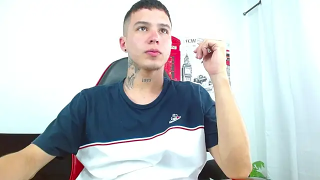 Cumandres18 Show in webcam