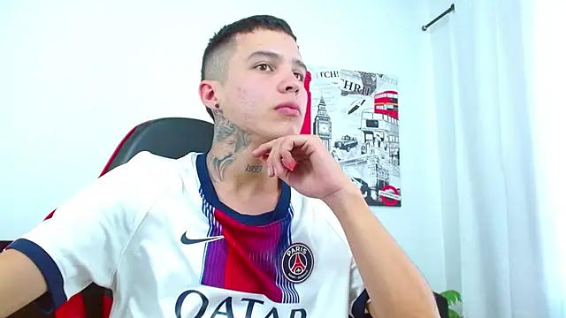 Cumandres18 Webcam show