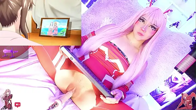 Kira-- webcam show