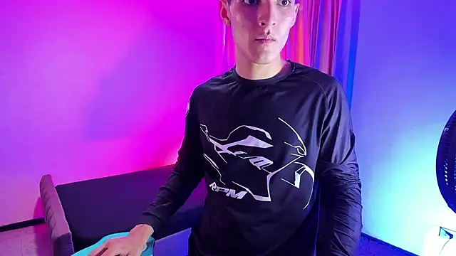Matiius18 Webcam Show