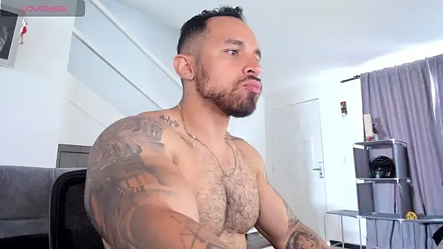 แชท XXX สดของ Mason_fit09