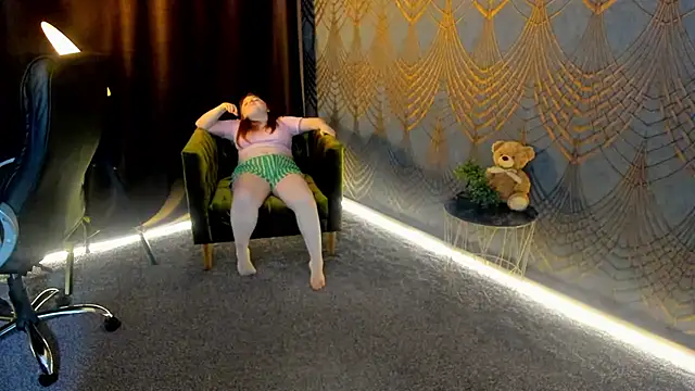 Chat +18 de KattyRose8 ao vivo