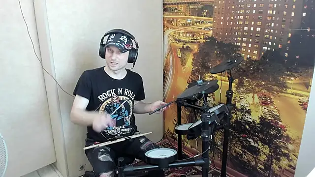 NakedDrums webkamerás műsora
