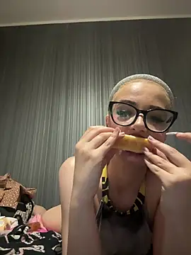 Show de SirenLisa69 na webcam