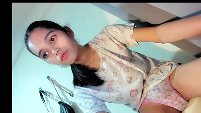 โชว์เว็บแคมของ CUTIE_GIRLSX