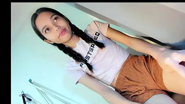 CUTIE_GIRLSXn Webbikameraesitys