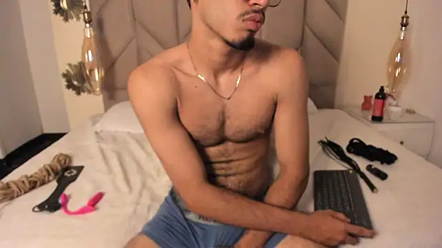 Show modela Jaxon_Carter na web-kameri