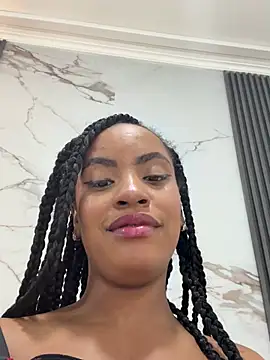 Tiifany_BakerのライブXXXチャット