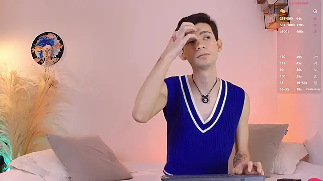 Pokazy przed kamerką – VicenteFerrer