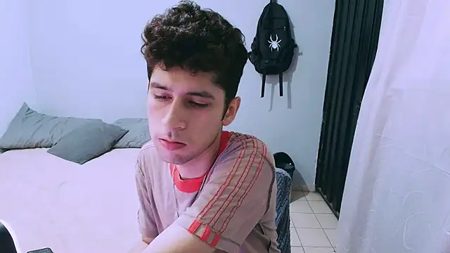 mr_erik_grey Pertunjukan Webcam