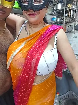 Eroticc_Desiree- Adlı Modelin Web Kamerası Şovu