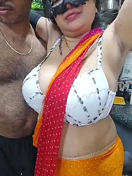 Show de Eroticc_Desiree- na webcam