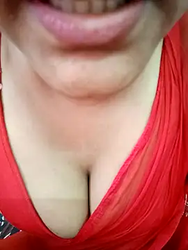 RITU_28 Show in webcam