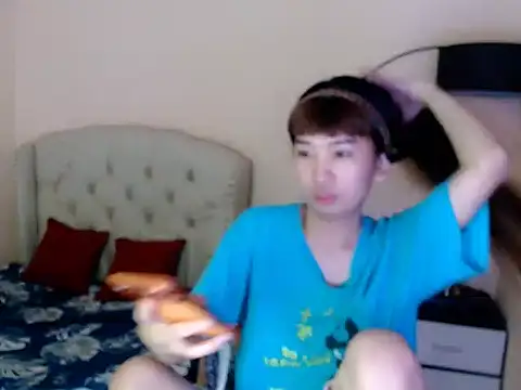 ShantalFoxxy_ 网络视讯表演