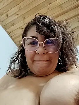 AlexxiaaMat Adlı Modelin Canlı XXX Sohbeti