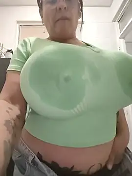 AlexxiaaMat Pertunjukan Webcam