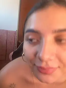 Estrella22 Live XXX-Chat