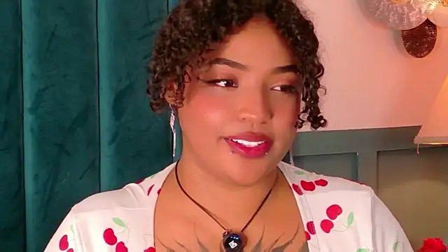 Cristal-Jonnes Chat XXX in diretta