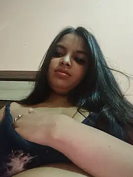 Chat +18 de Sexy_Aaradhya ao vivo