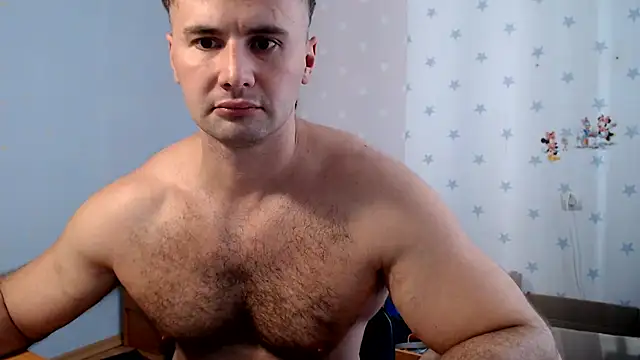 muscle_uncut – Kamerová šou