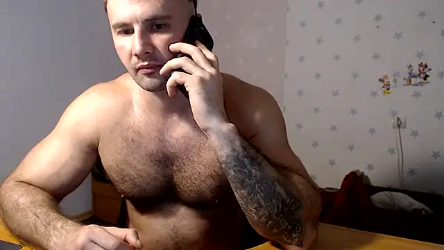 Webkamerová show muscle_uncut