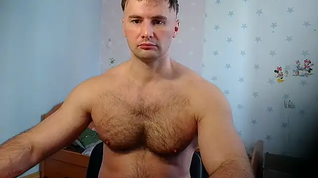 muscle_uncut – Kamerová šou