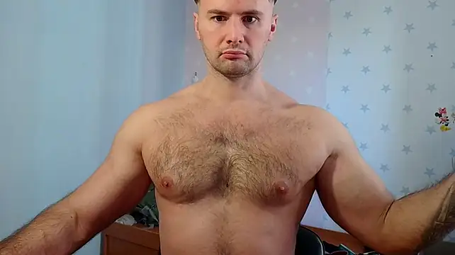 muscle_uncut – Kamerová šou
