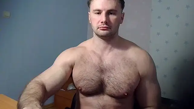 muscle_uncut – Kamerová šou