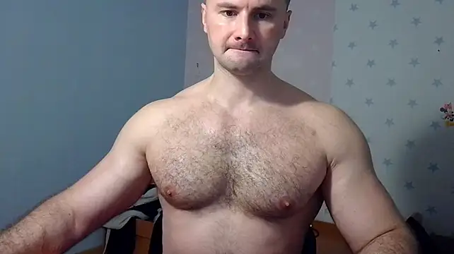 muscle_uncut – Kamerová šou