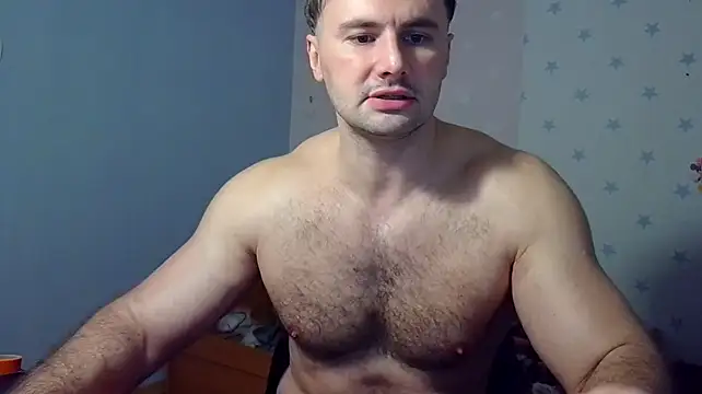 muscle_uncut – Kamerová šou