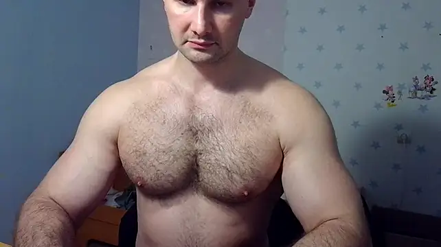 muscle_uncut – Kamerová šou