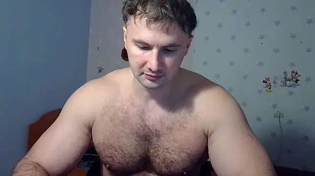 muscle_uncut – Kamerová šou