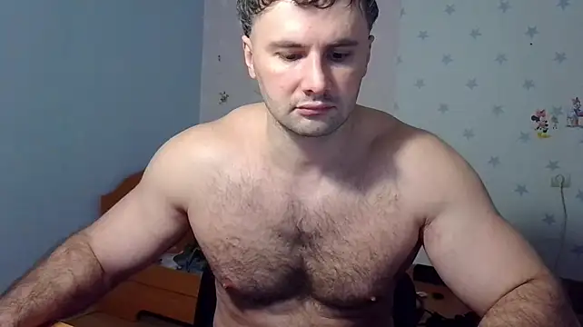 muscle_uncut – Kamerová šou
