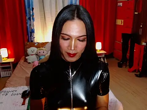 Show modela JemSEXtutor na web-kameri