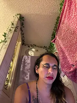 TranSexualJade95 Show in webcam