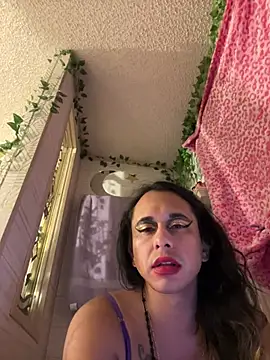 TranSexualJade95 webkamerás műsora
