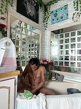 TranSexualJade95 Pertunjukan Webcam